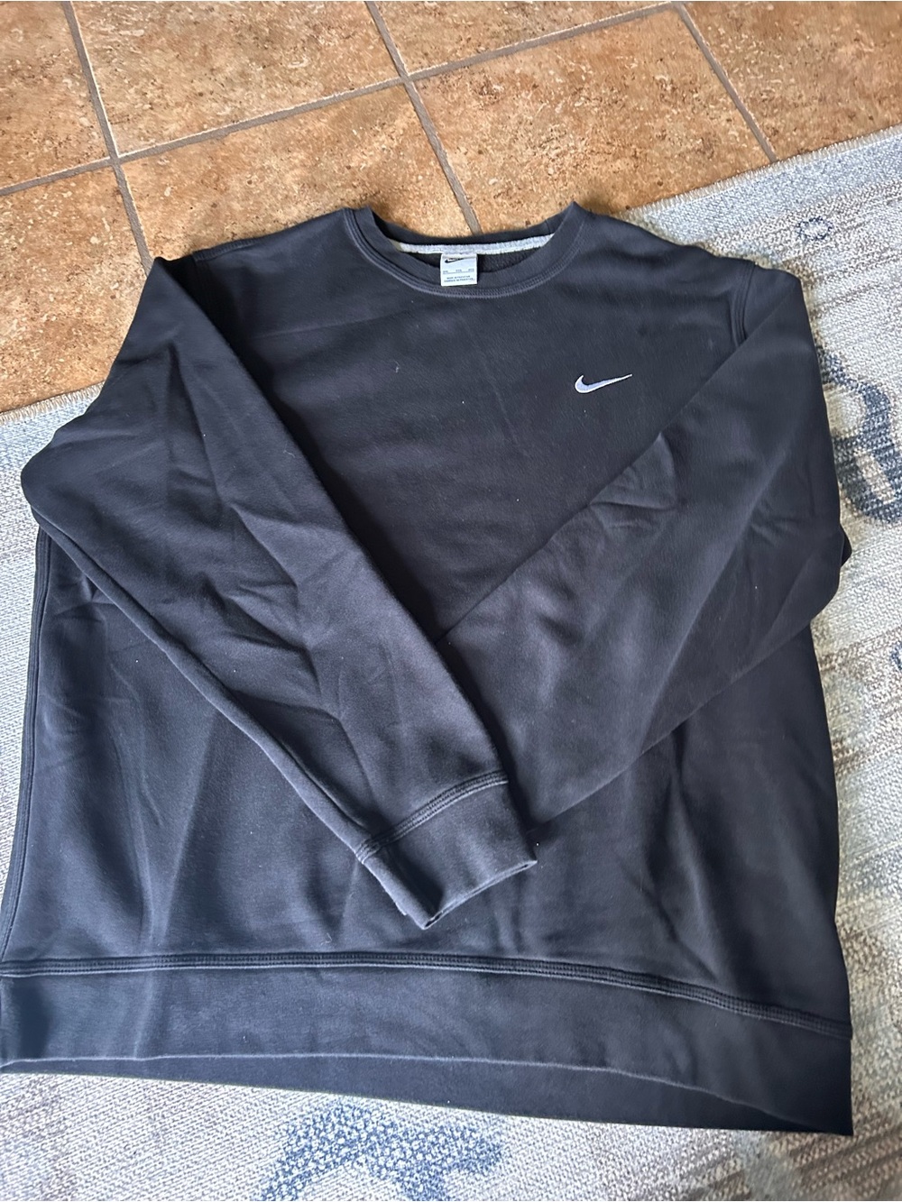Nike Men's Black Crewneck
